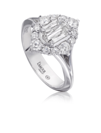 Elegant vintage style diamond engagement ring in 18K white gold with split shank.