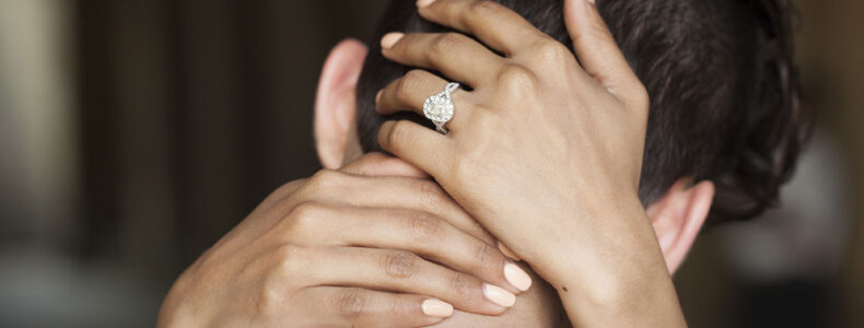 The Ultimate Guide on How to Buy an Engagement Ring in [2022]